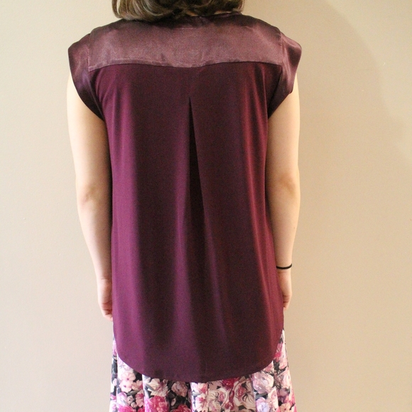 Shirt - Picture 2 of 8